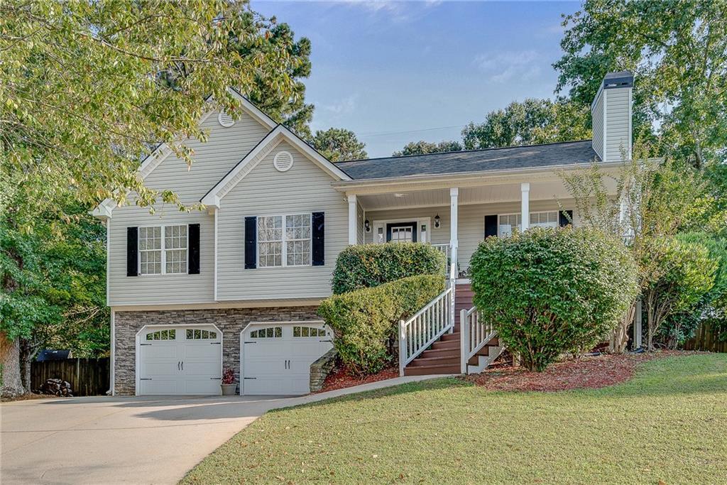 306 Glenvale Pl., Canton, GA 30115
