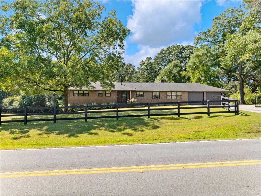 3125 Bart Johnson Rd., Buford, GA 30519