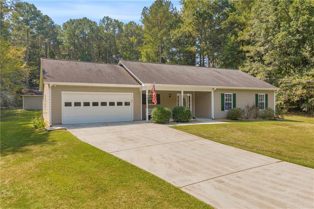 4010 Grove Tr., Loganville, GA 30052