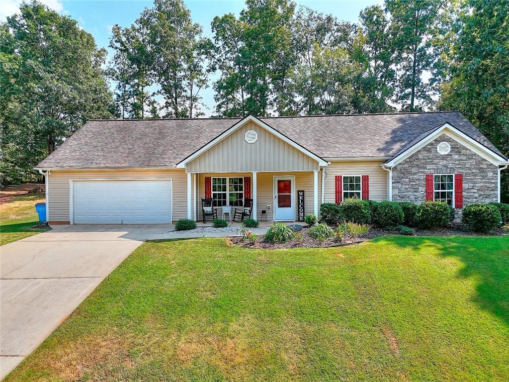 1262 Saddle Ct., Jackson, GA 30233