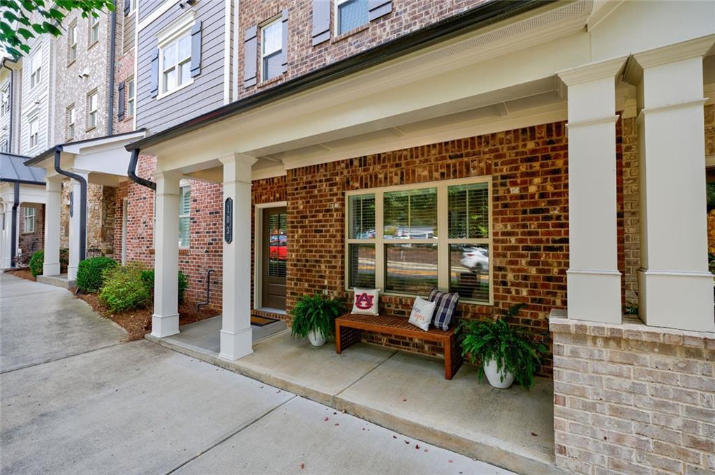 103 Periwinkle Ln., Woodstock, GA 30188
