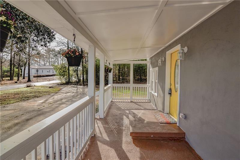6557 Hill St., Lithia Springs, GA 30122