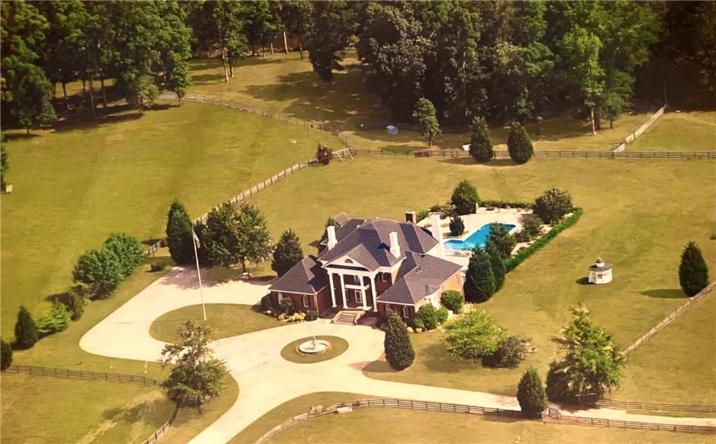1202 Hodges Cir., Mansfield, GA 30055