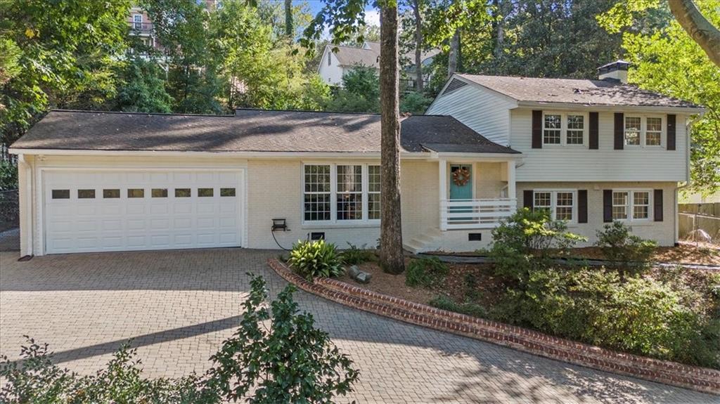 905 Starlight Dr., Sandy Springs, GA 30342