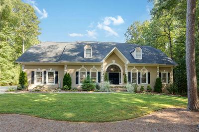 2010 Stonehedge Rd., Roswell, GA 30075