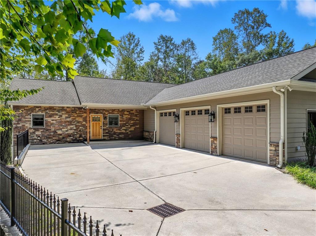 505 Mill Cove Dr., Dahlonega, GA 30533