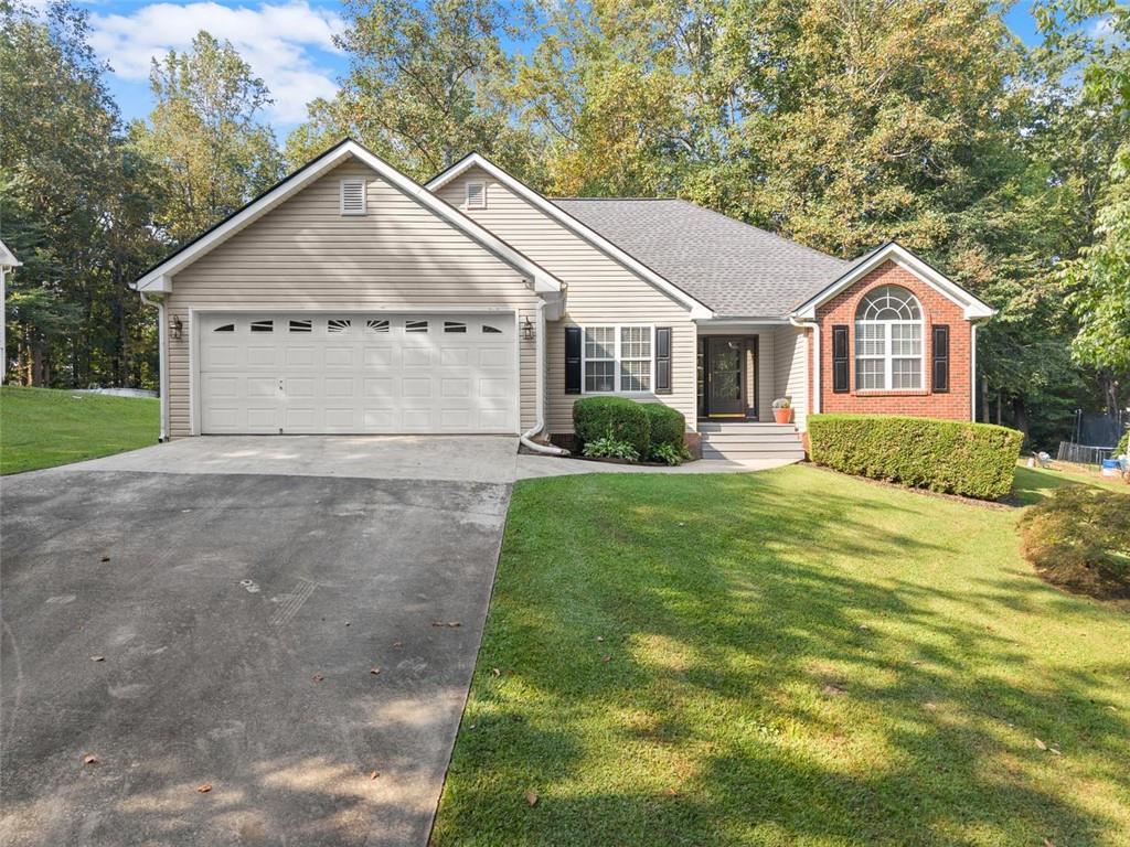7367 Berry Hill Dr., Gainesville, GA 30507