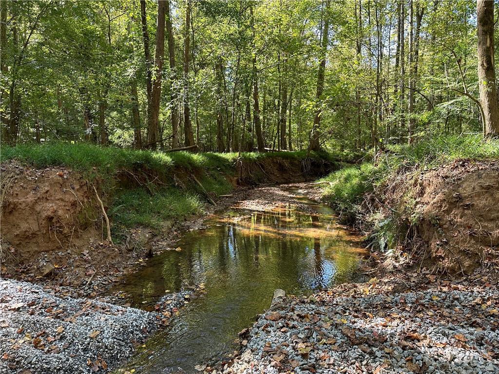 15665 Rowe Rd., Milton, GA 30004