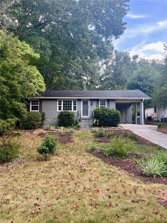 2445 Woodridge Dr., Decatur, GA 30033