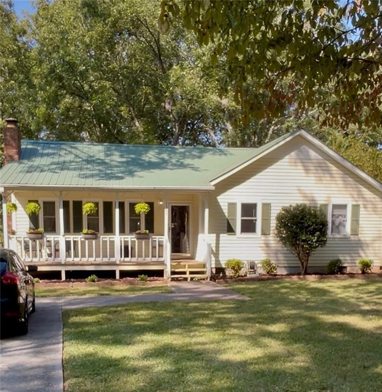 1384 Brookhaven Dr., Monroe, GA 30656