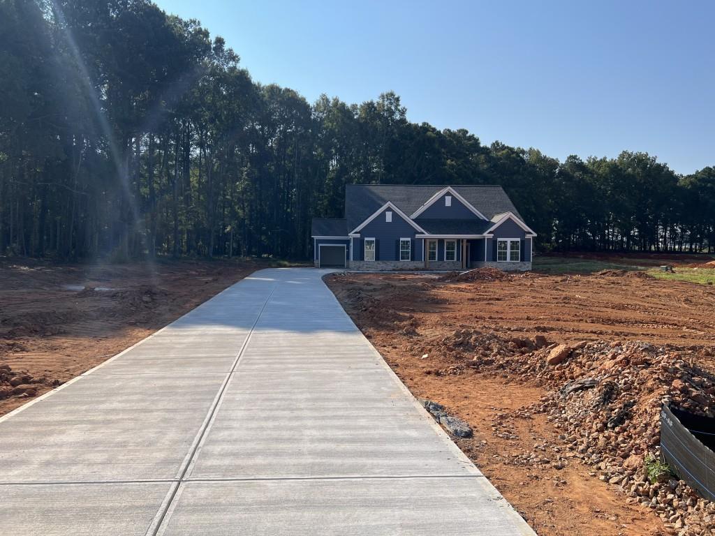 241 Cherokee Ct., Good Hope, GA 30641