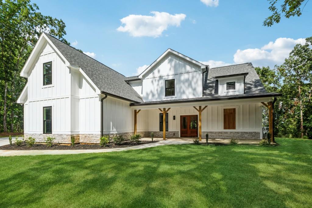613 Ann Ct., Woodstock, GA 30188