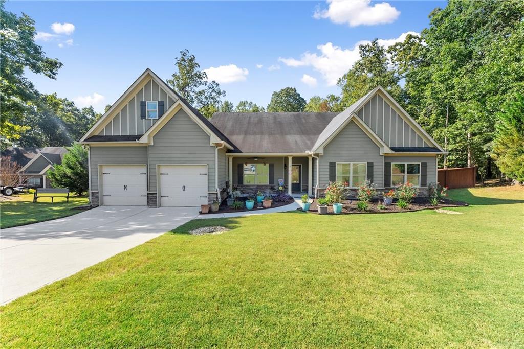 1557 Shadowstone Cir., Winder, GA 30680