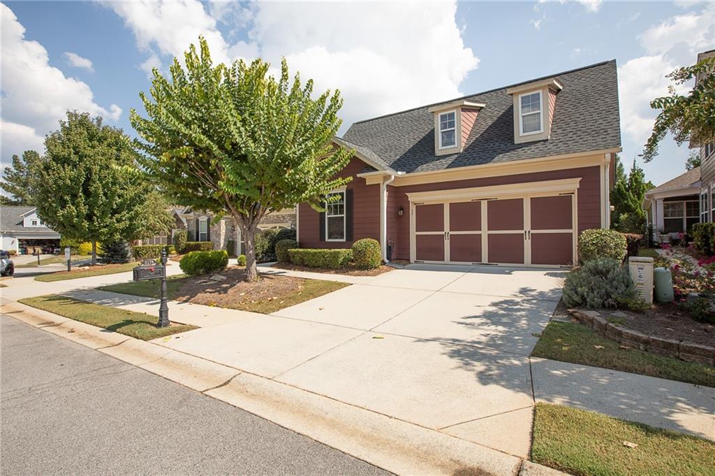 3176 Willow Creek Dr., Gainesville, GA 30504