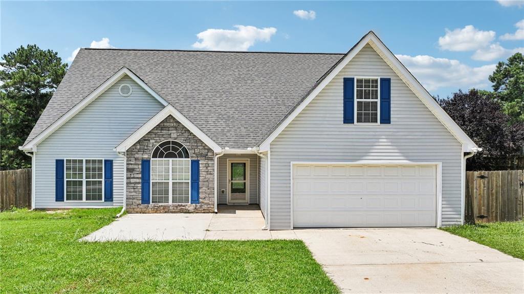 237 Raventree Ln., Griffin, GA 30224
