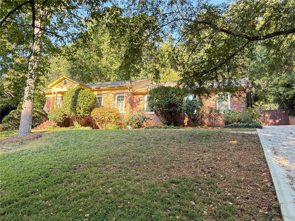 1067 Hess Dr., Avondale Estates, GA 30002