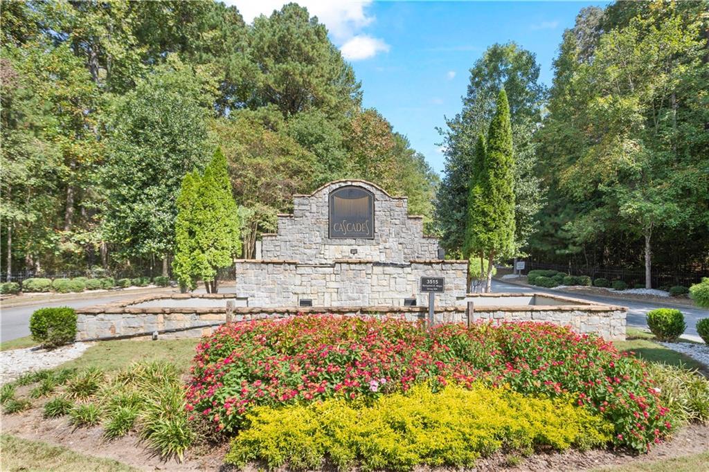 728 Crestwell Cir., Atlanta, GA 30331