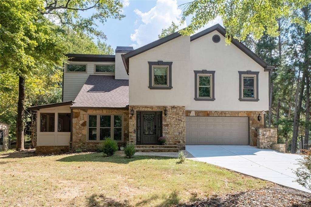 5194 Sunburst Dr., Peachtree Corners, GA 30092