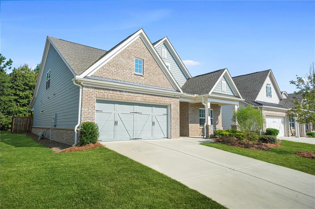567 Barlow Pl., Grayson, GA 30017
