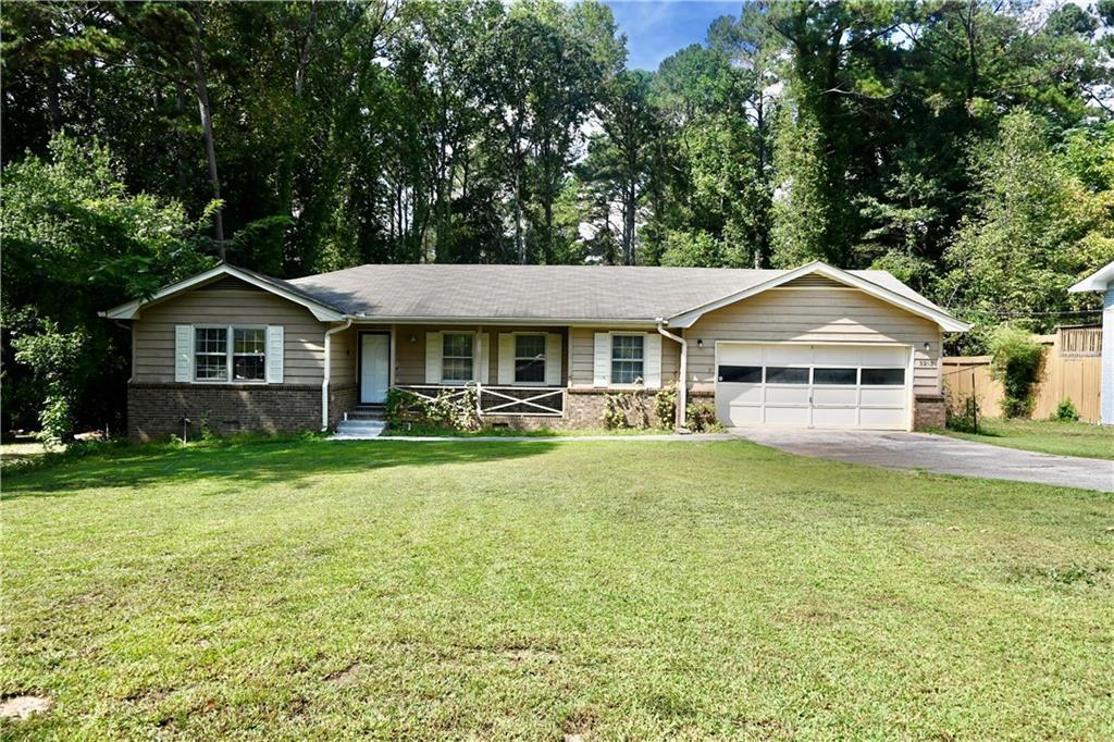 5263 Pounds Dr., Stone Mountain, GA 30087