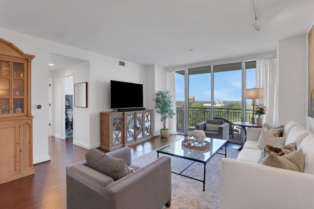 3338 Peachtree Rd. #1602, Atlanta, GA 30326