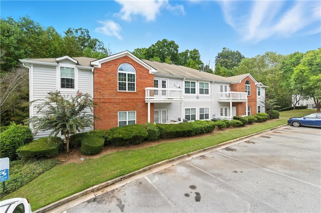 1414 Orchard Park Dr., Stone Mountain, GA 30083