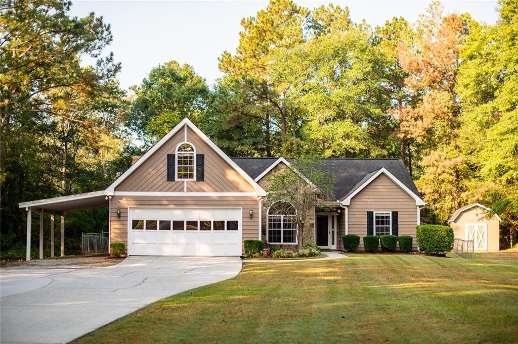 3457 Natalie Ct., Loganville, GA 30052