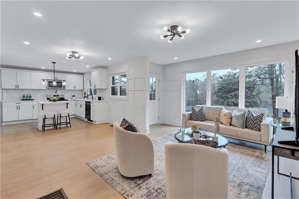 2254 Glendale Dr., Decatur, GA 30032