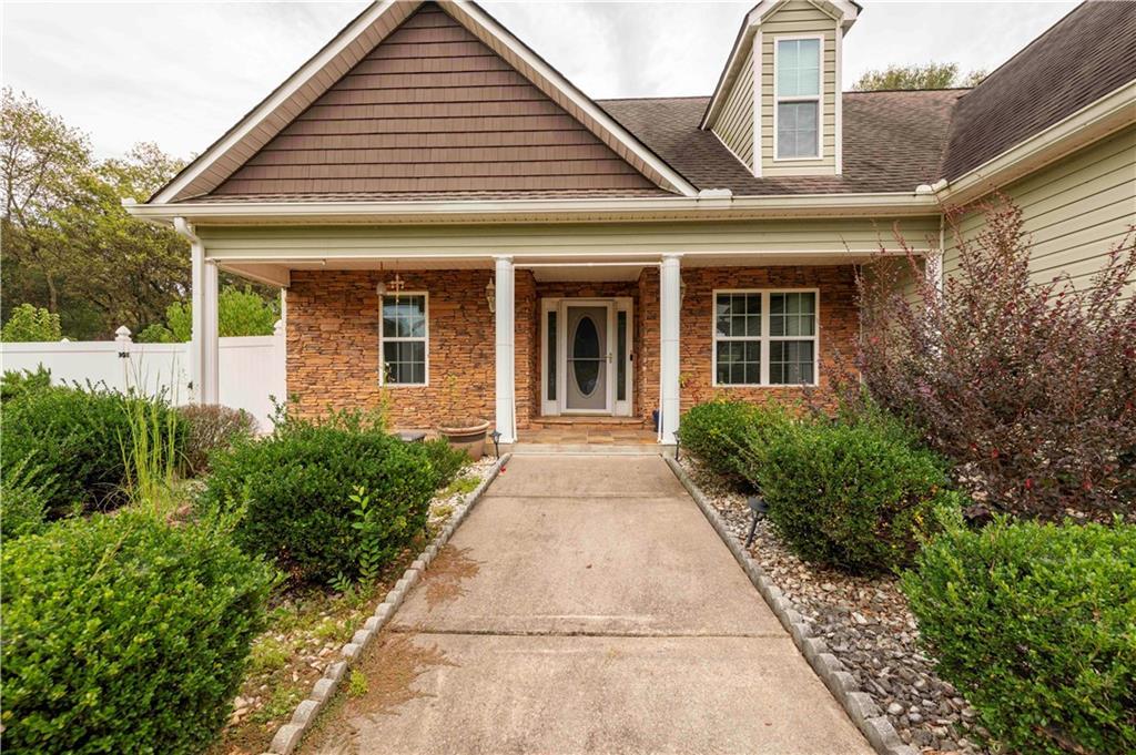 140 Grist Mill Ln., Calhoun, GA 30701