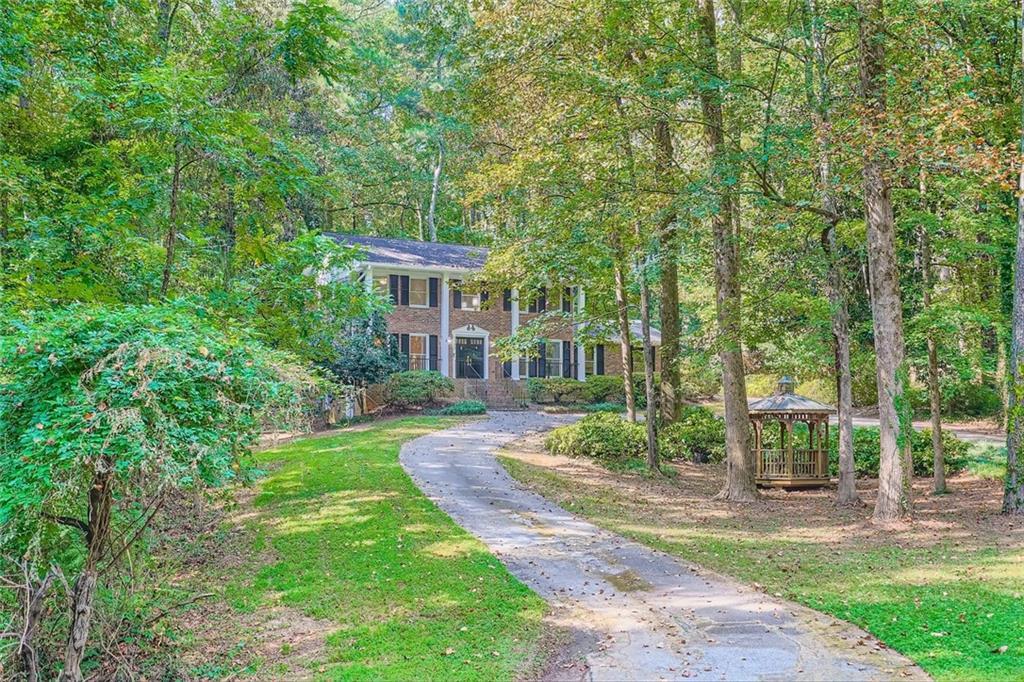 4999 Antebellum Dr., Stone Mountain, GA 30087
