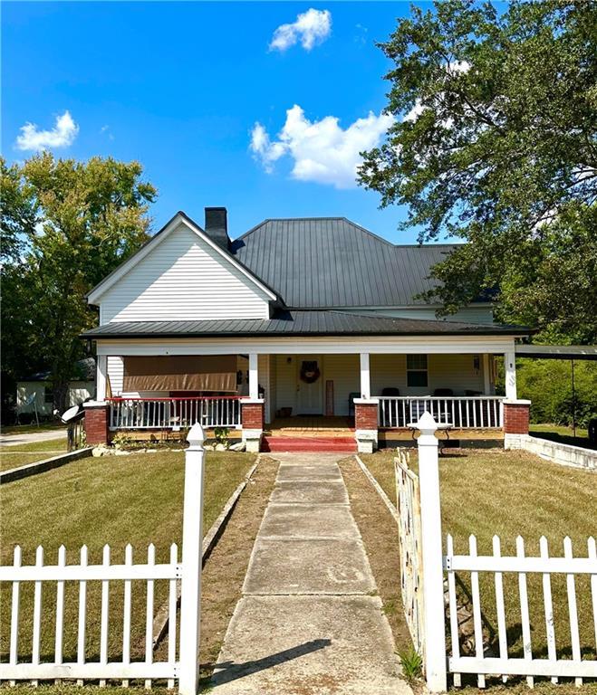 6923 W Strickland St., Douglasville, GA 30134