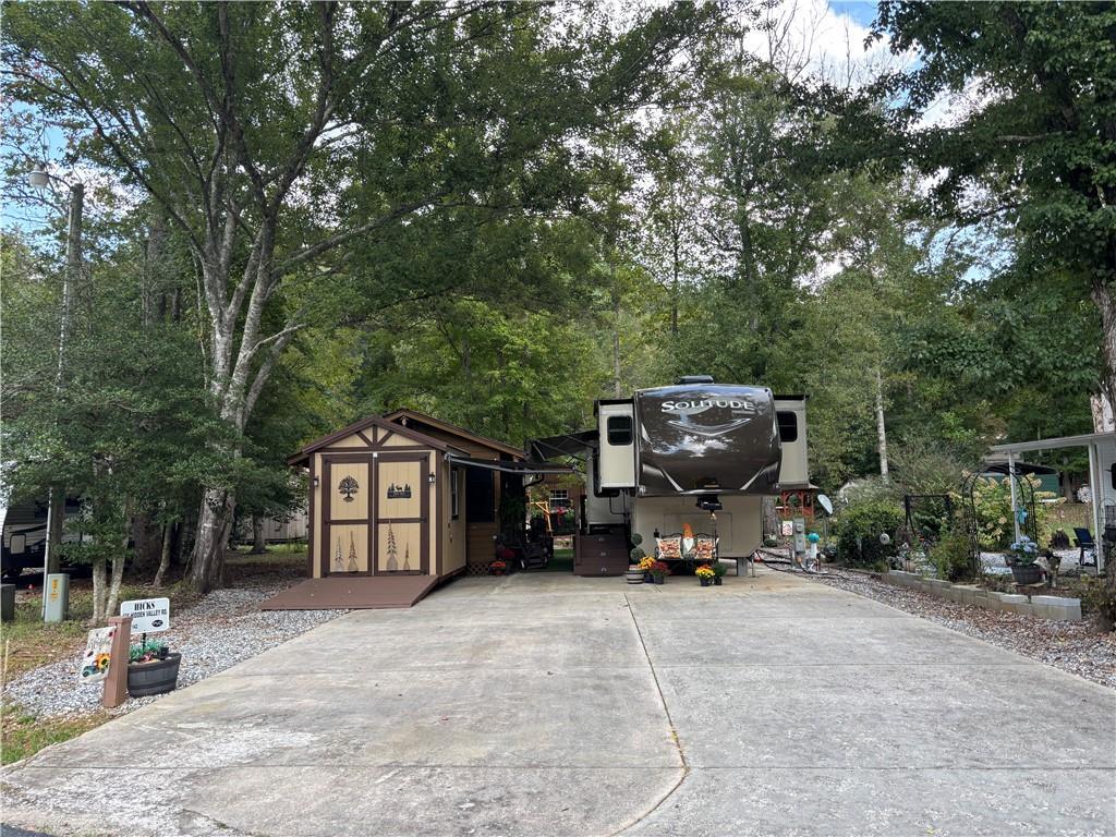 436 Hidden Valley Rd., Cleveland, GA 30528
