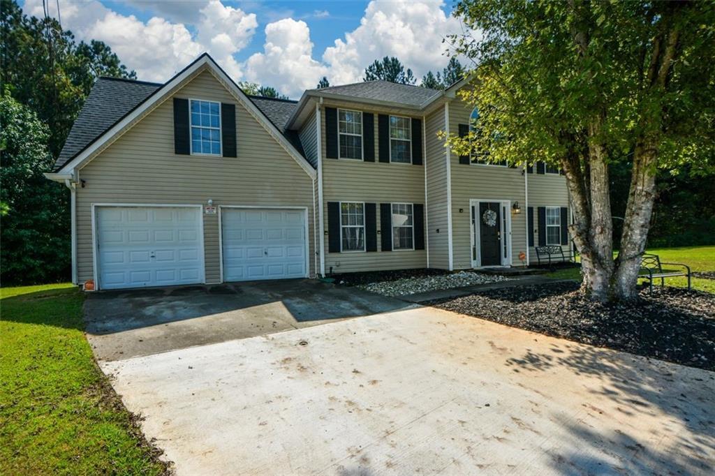 3756 Salem Chapel Dr., Lithonia, GA 30038