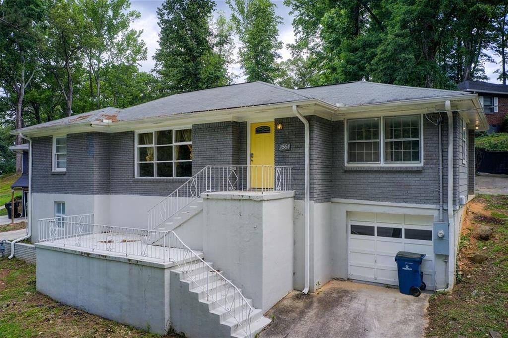 2564 Riggs Dr., Atlanta, GA 30344