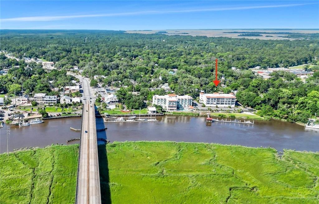 227 Fort King George Dr. #G, Darien, GA 31305