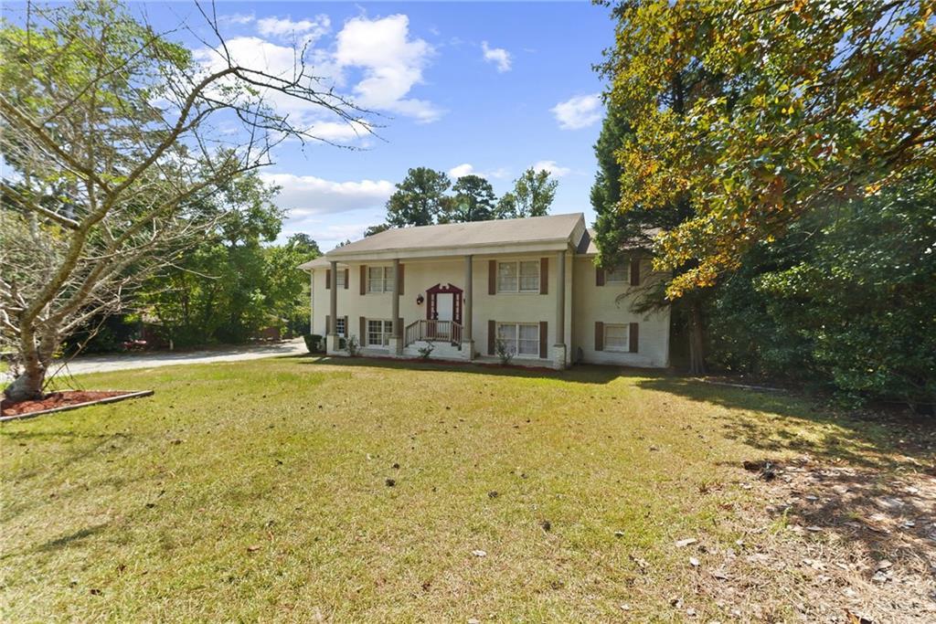 2988 Crestline Dr., Macon, GA 31204