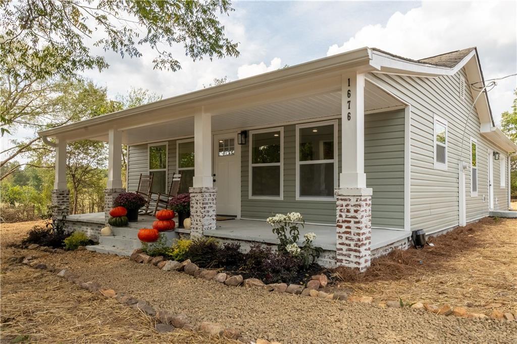 1676 Old Collard Valley Rd., Rockmart, GA 30153
