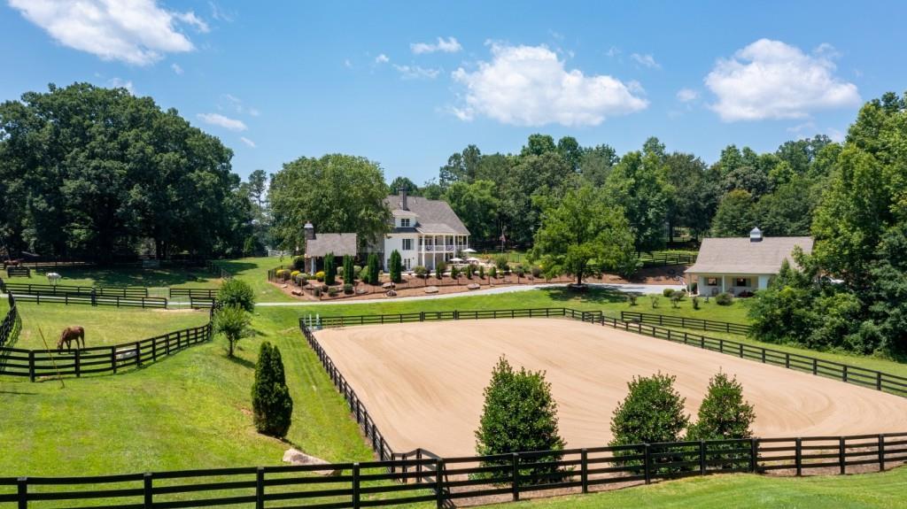 100 Hendrix Dr., Canton, GA 30115