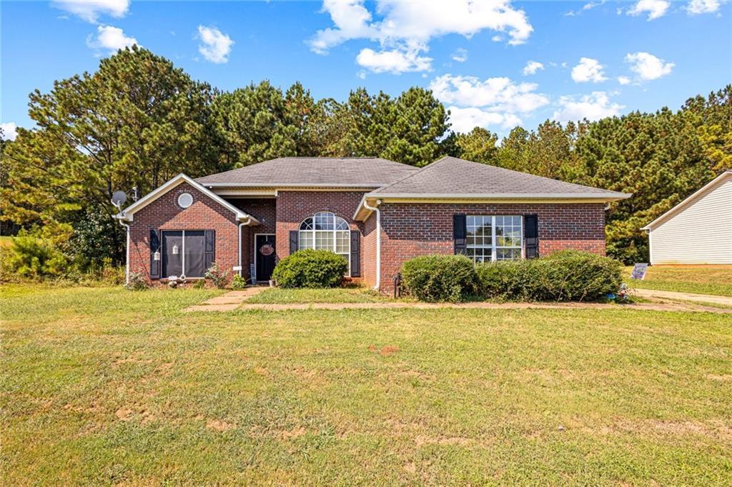 127 Oakmont Dr., Lagrange, GA 30240