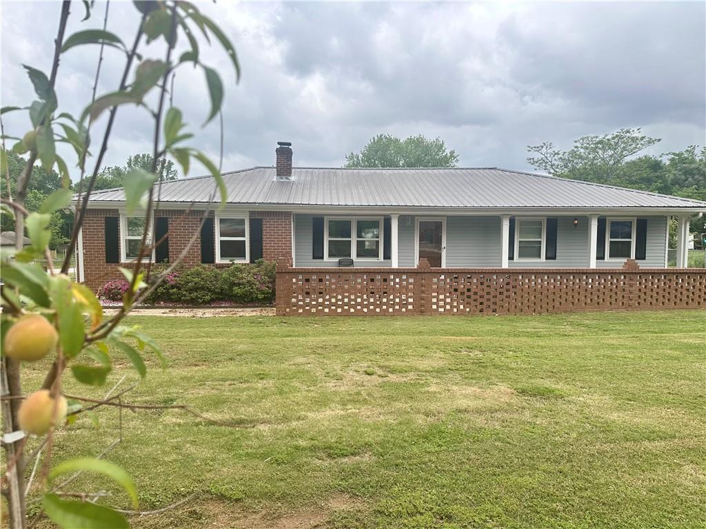 815 Tanner Rd., Dacula, GA 30019