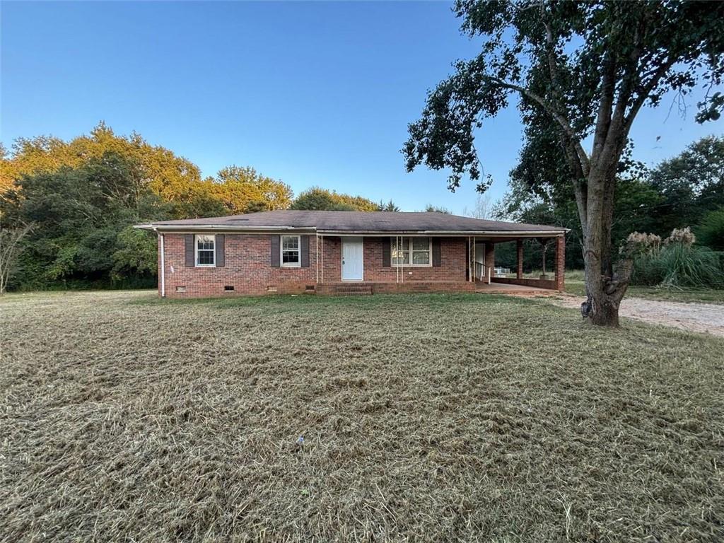 949 Rice Mill Rd., Hartwell, GA 30643