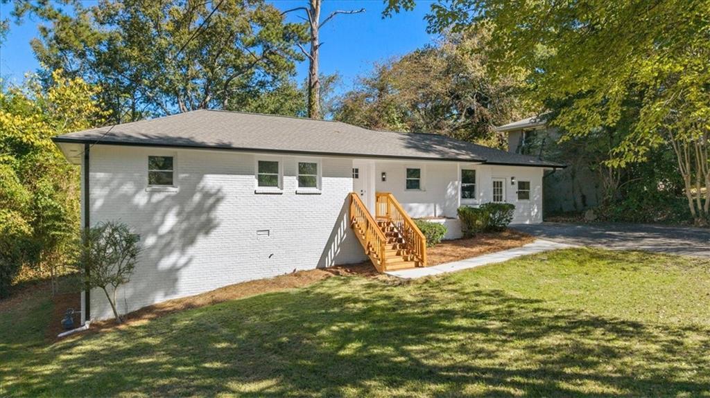 2039 Harwinor Rd., Smyrna, GA 30082