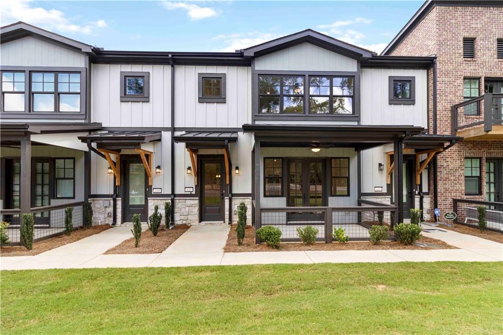 937 Willingham Dr. #7, Hapeville, GA 30354