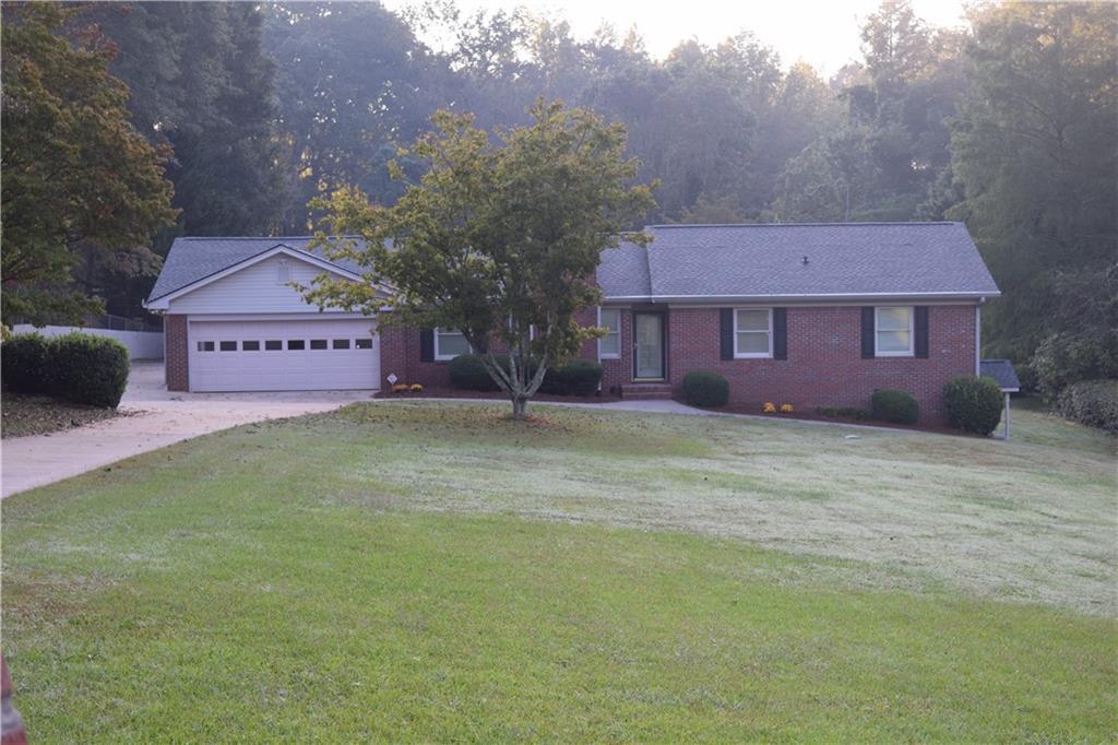 4639 Seminole Dr., Gainesville, GA 30506