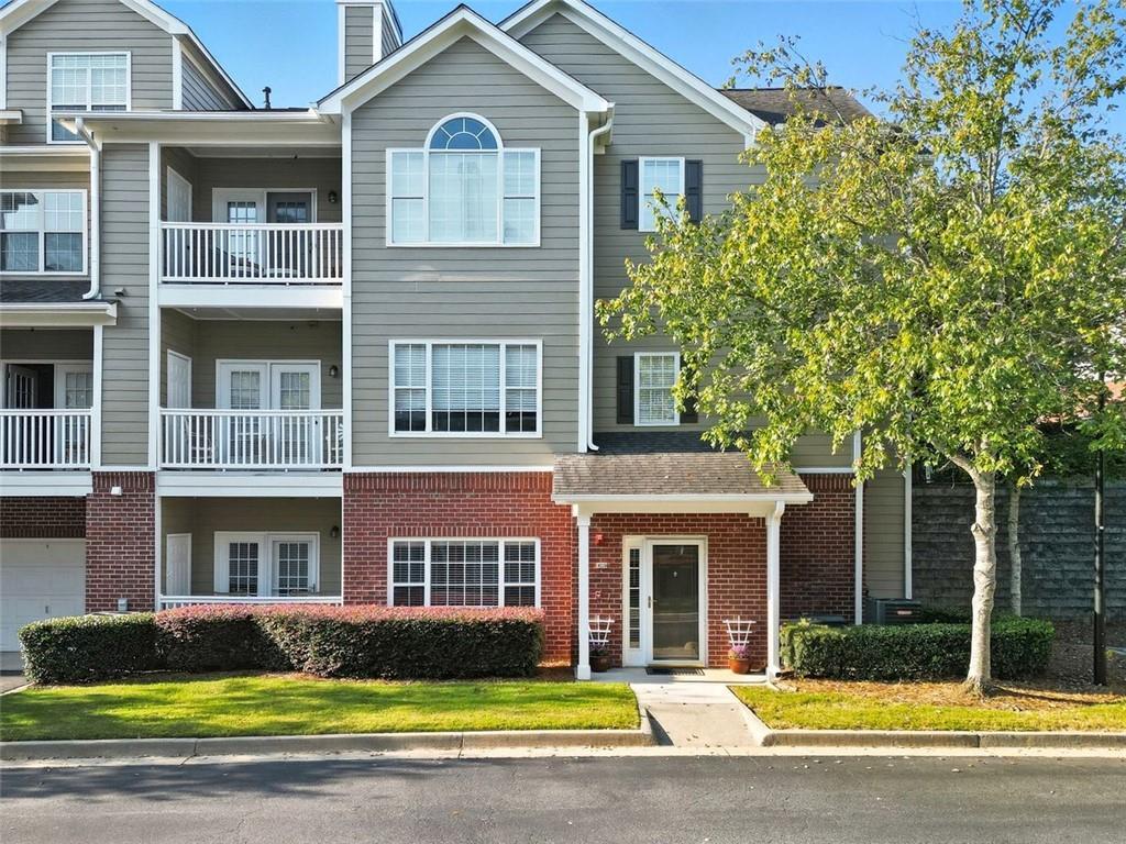 2001 Woodland Ln., Alpharetta, GA 30009