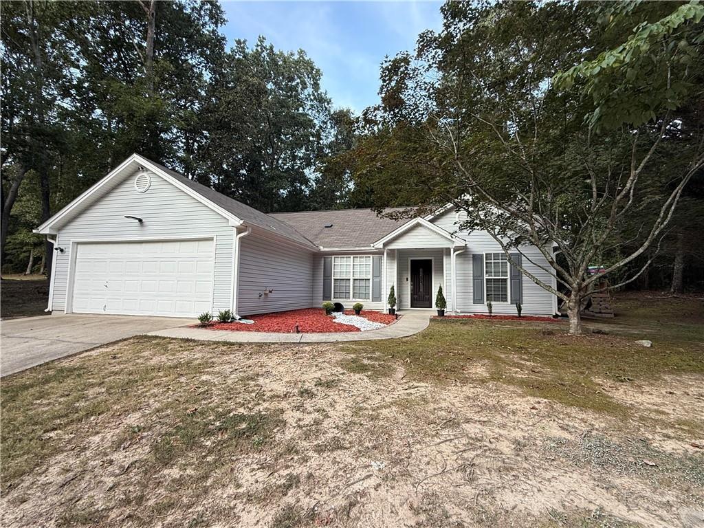 2622 Sam Calvin Dr., Dacula, GA 30019