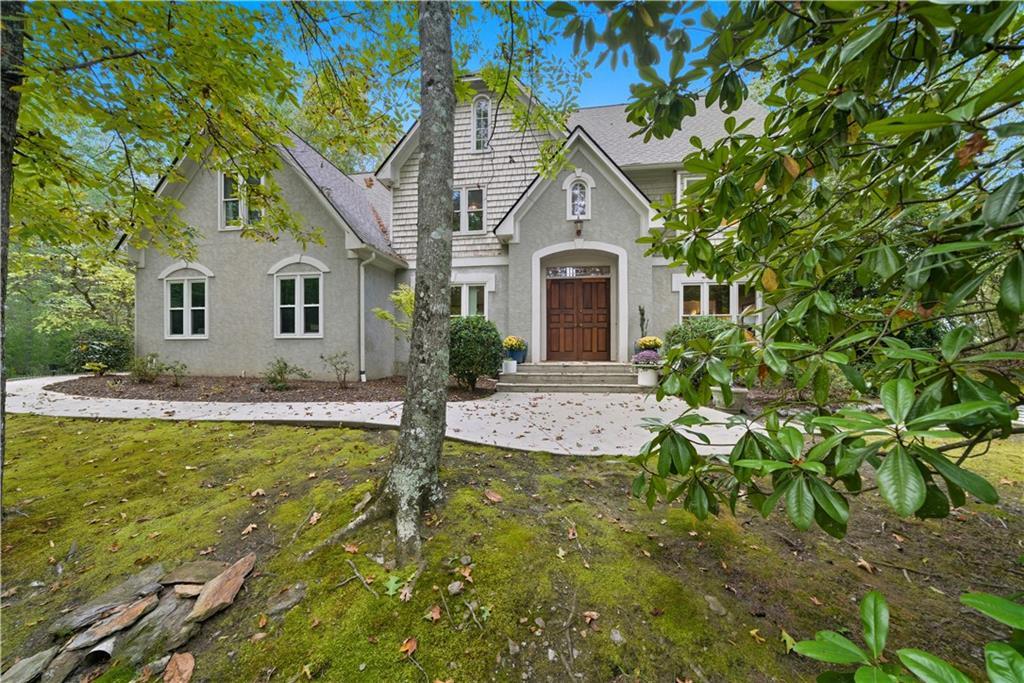 23 Vista Woods Ln., Cartersville, GA 30120