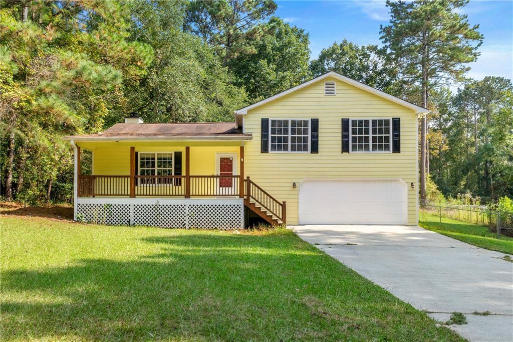 4682 Bullock Ln., Loganville, GA 30052