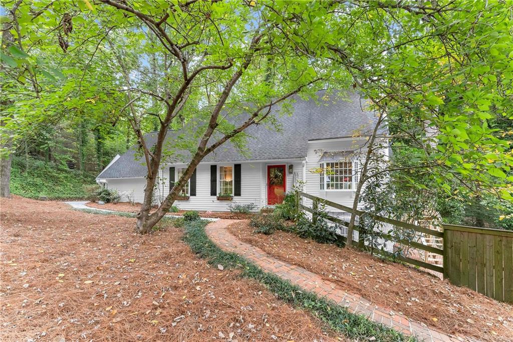 1500 Landeveis End, Marietta, GA 30068