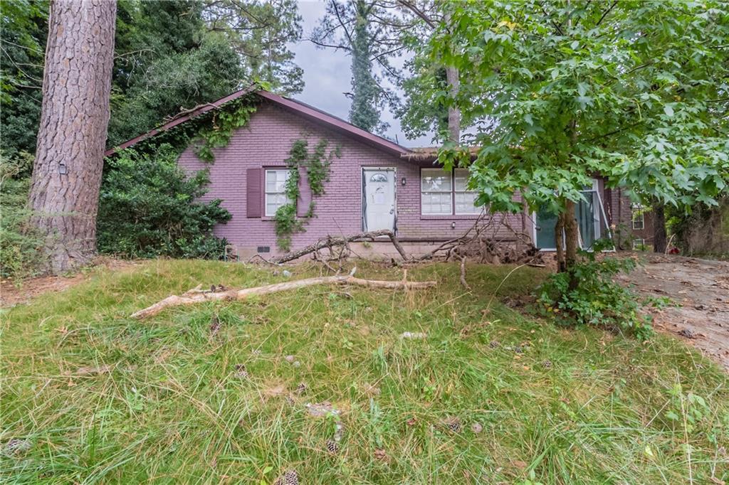 687 Utoy Ct., Jonesboro, GA 30238
